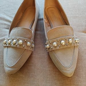 Grey Loafer Shoes Pearls